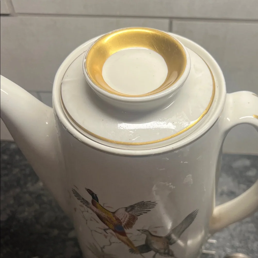 Vintage Ceramic Coffee Pot GAME BIRDS Hall Pottery Ernest Sohn. 8 cup